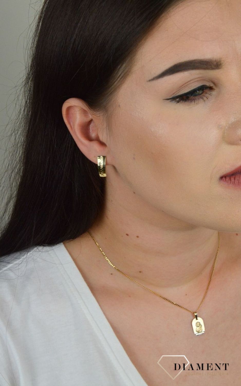 Złote kolczyki z grawerowanym środkiem KL 6857C.jpg